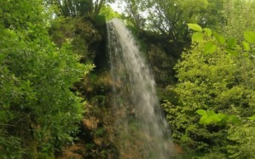 Водопад в Гостилье